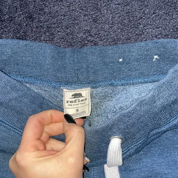 Reflex matching sweatsuit with lace sleeves and legs small and medium - Picture 3 of 4